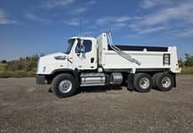 2025 Freightliner BUSINESS CLASS M2 106