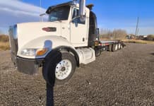 2021 Peterbilt 348