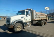 2013 Mack Granite