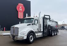 2027 Kenworth T880