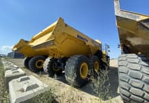 2023 Komatsu HM300-5