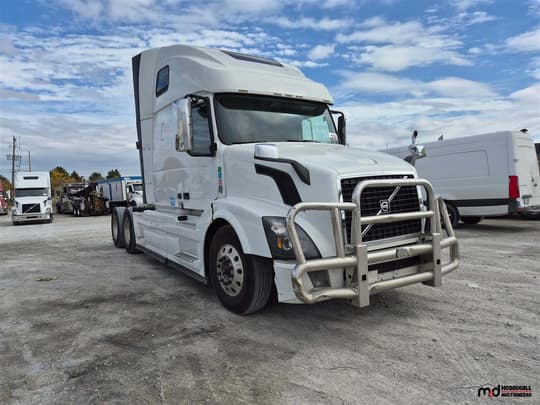 2017 Volvo VNL