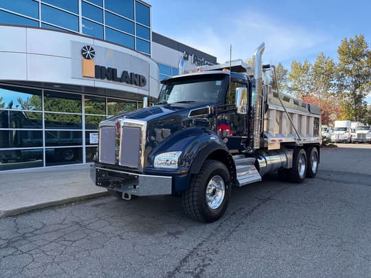 2025 Kenworth T880
