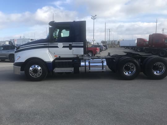 2022 International LT625 6X4
