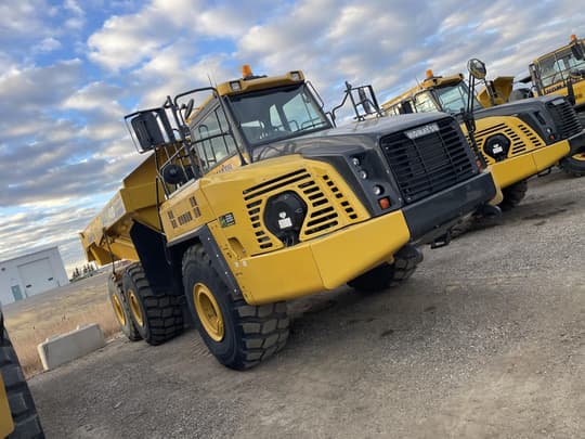 2025 Komatsu HM400-5