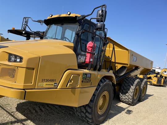 2026 Caterpillar 730
