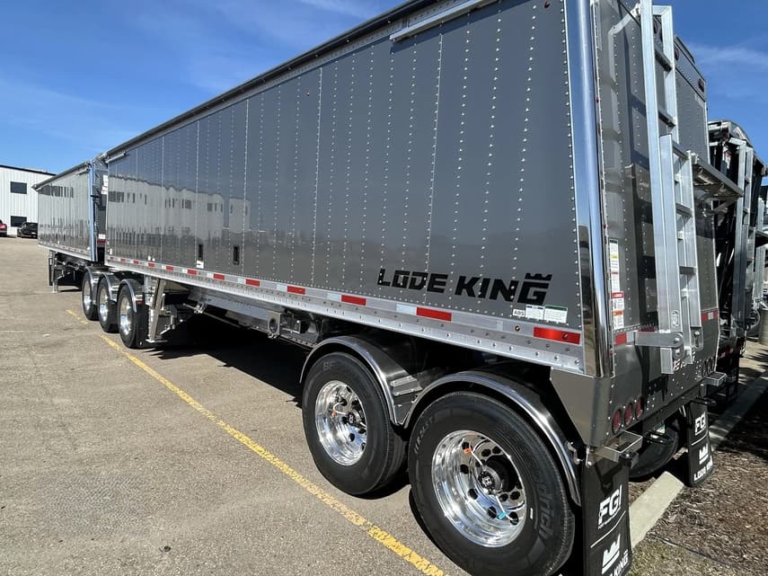2027 Lode King Distinction Super B - 3