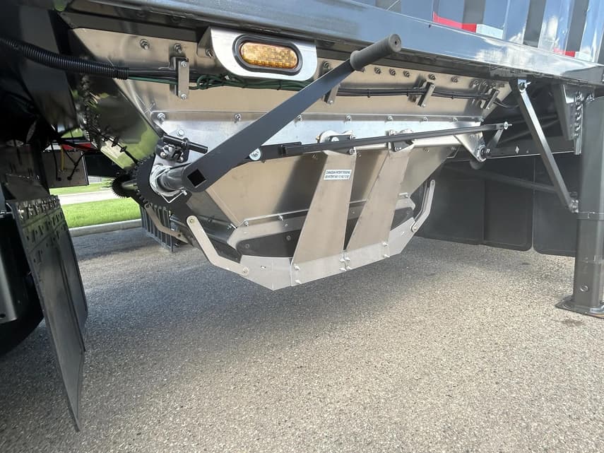 2027 Midland Sandrunner Super B - 2