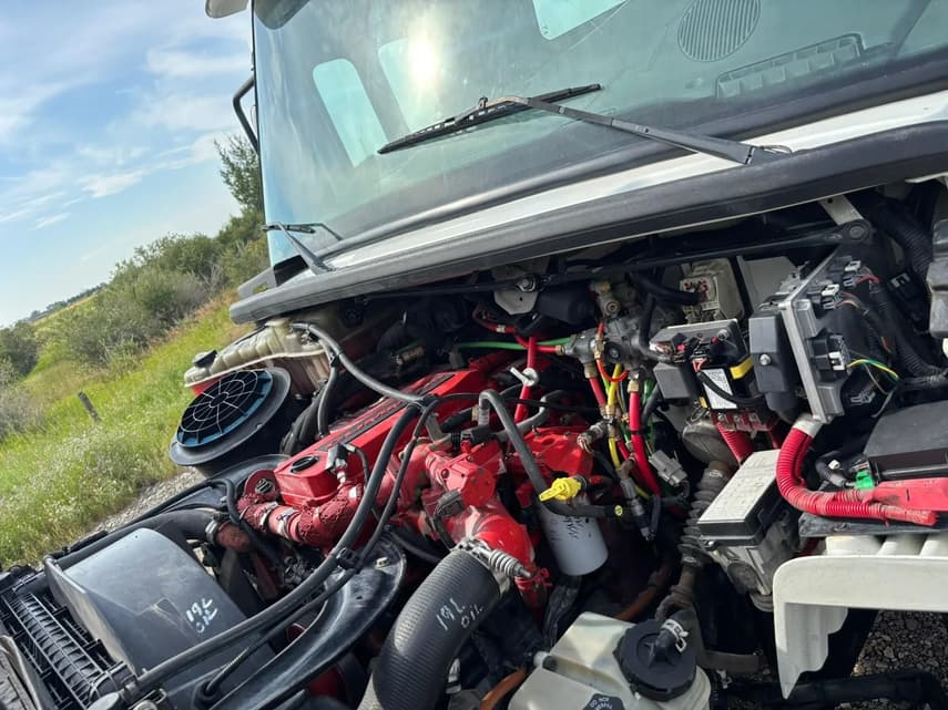 2013 Freightliner BUSINESS CLASS M2 106 - 15