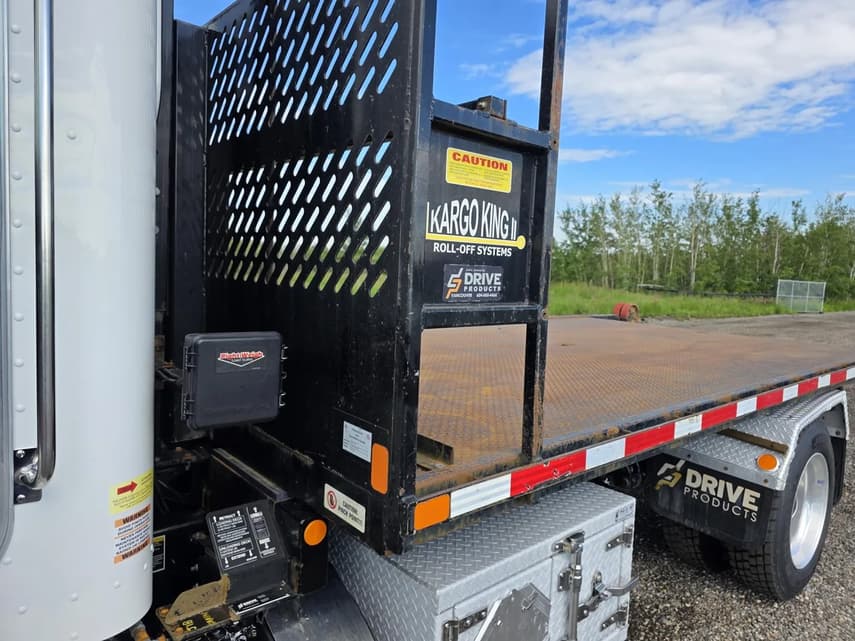 2021 Peterbilt 337 - 9