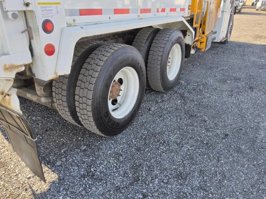 2018 International WORKSTAR 7400 - 41