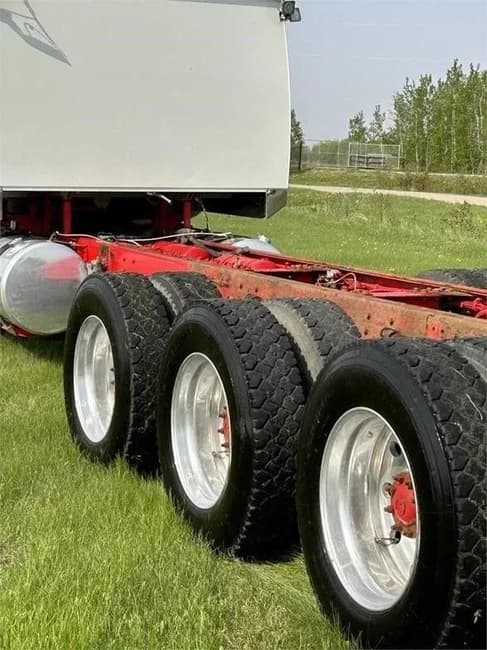 2014 Western Star 4900SB - 13