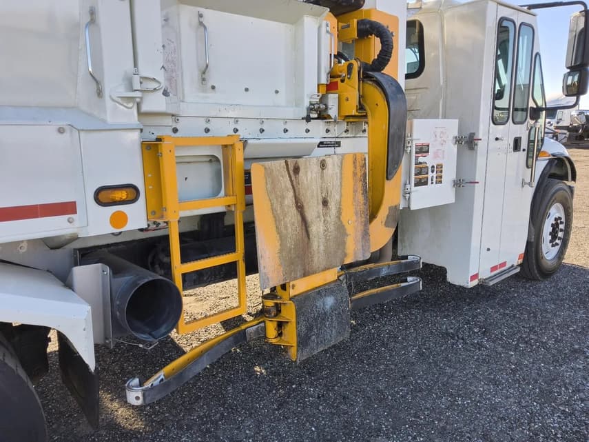 2018 International WORKSTAR 7400 - 42