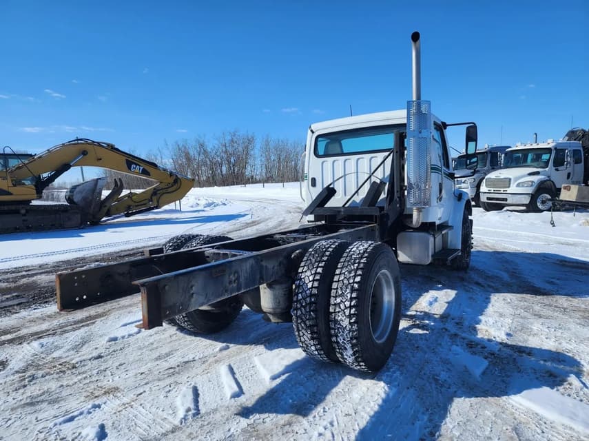 2008 Freightliner BUSINESS CLASS M2 106 - 5