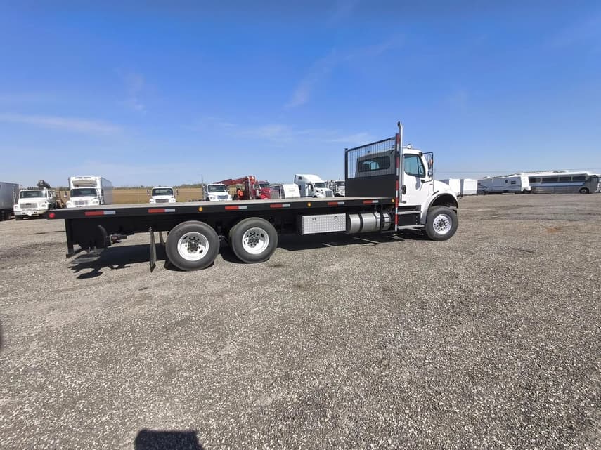 2025 Freightliner BUSINESS CLASS M2 106 - 4