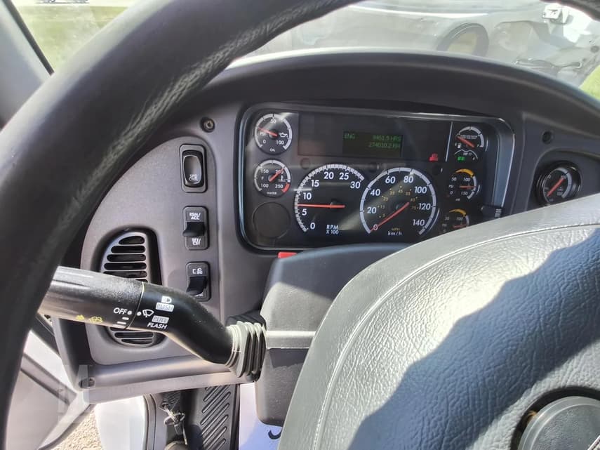 2019 Freightliner BUSINESS CLASS M2 106 - 20