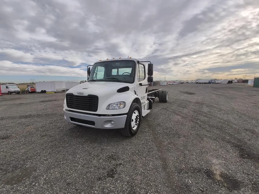 2024 Freightliner EM2 106 - 9
