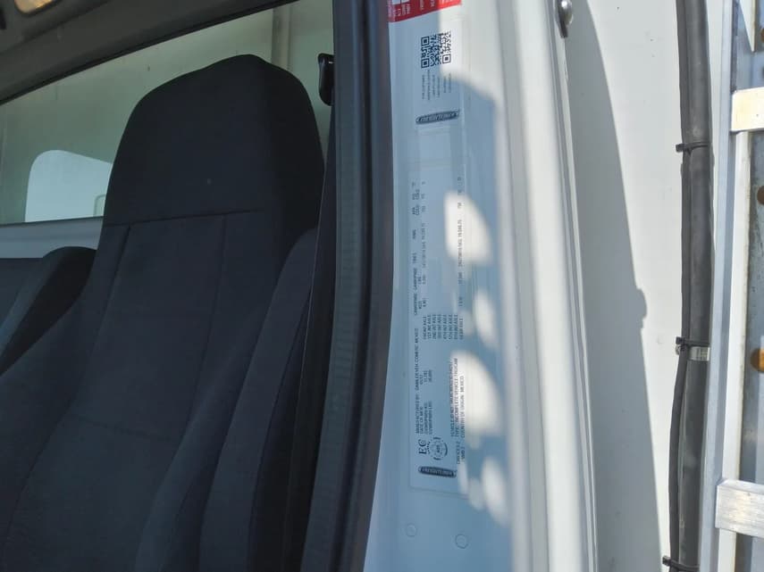 2018 Freightliner BUSINESS CLASS M2 106 - 4