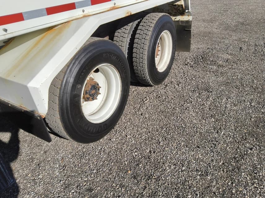 2018 International WORKSTAR 7400 - 40