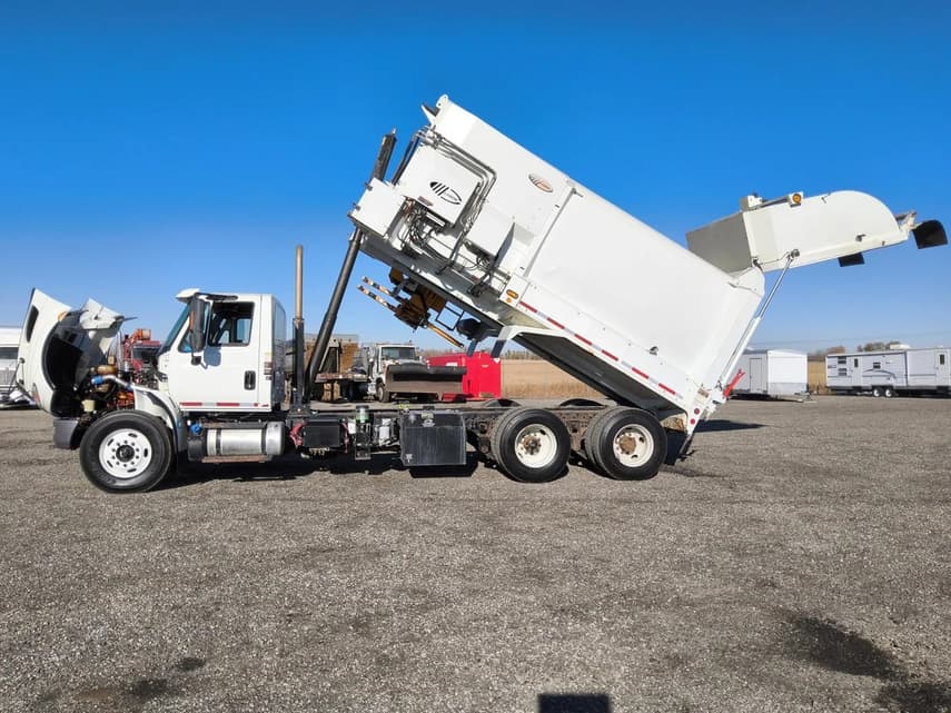 2018 International WORKSTAR 7400 - 51