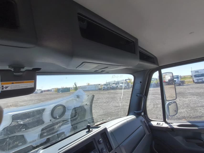 2025 Freightliner BUSINESS CLASS M2 106 - 9
