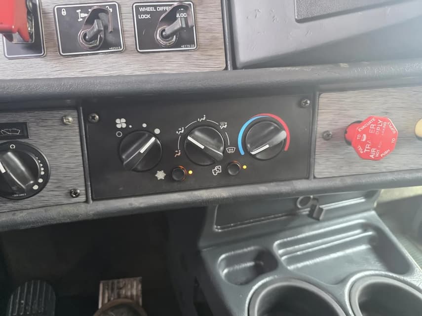 2008 Kenworth T370 - 30