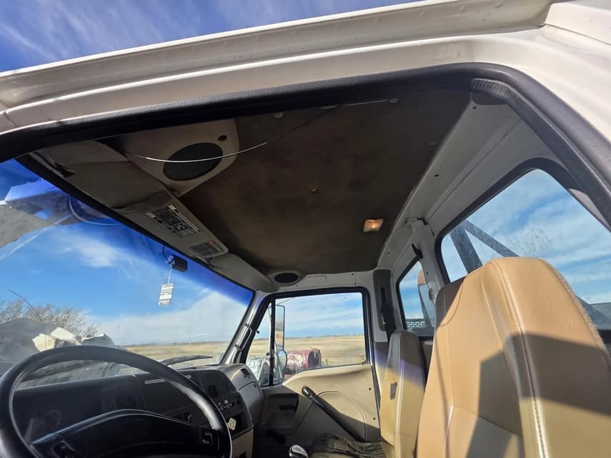 2009 Sterling L9500 - 31