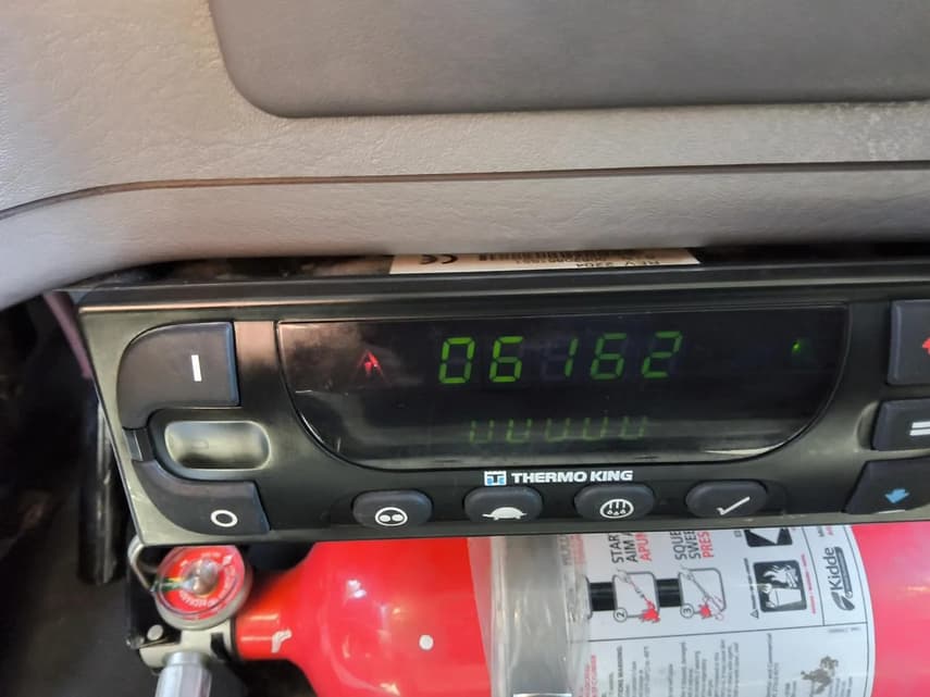 2018 Freightliner BUSINESS CLASS M2 106 - 10