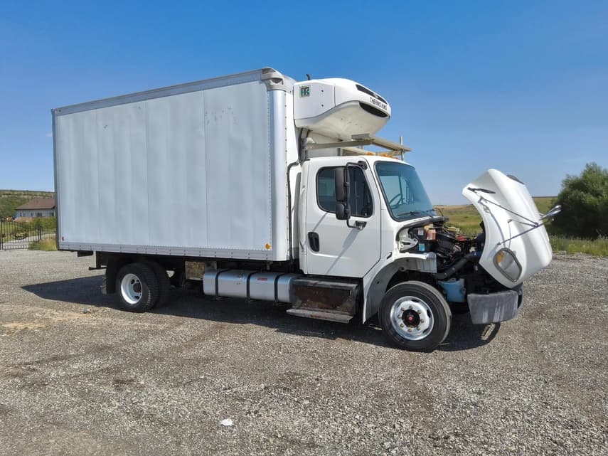 2018 Freightliner BUSINESS CLASS M2 106 - 18