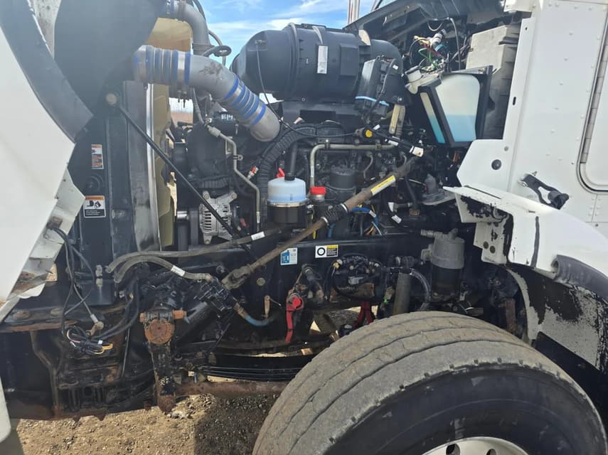 2016 Kenworth T800 - 9