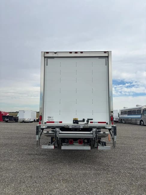 2025 Freightliner BUSINESS CLASS M2 106 - 4