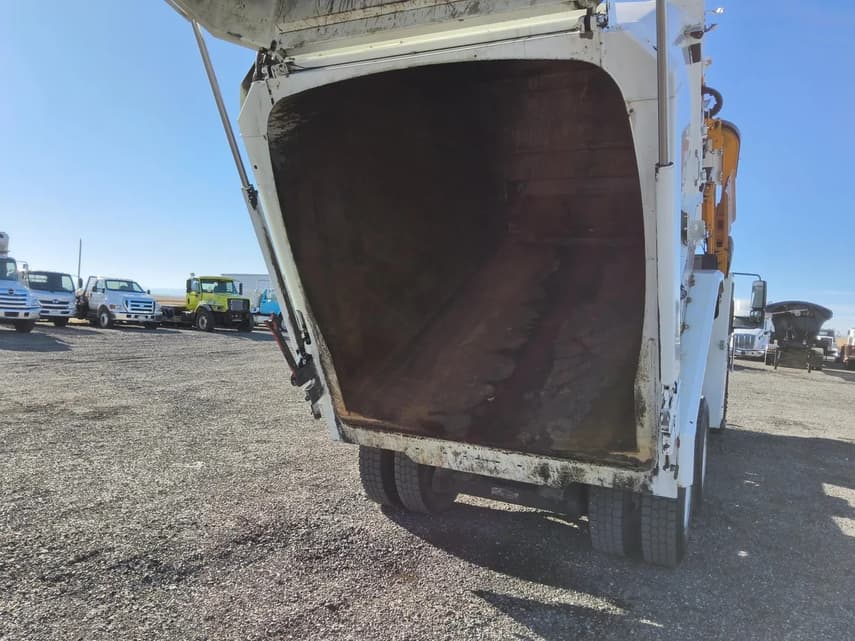 2018 International WORKSTAR 7400 - 4