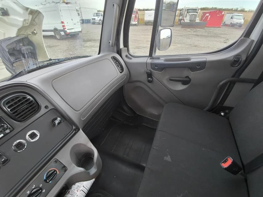 2024 Freightliner EM2 106 - 21