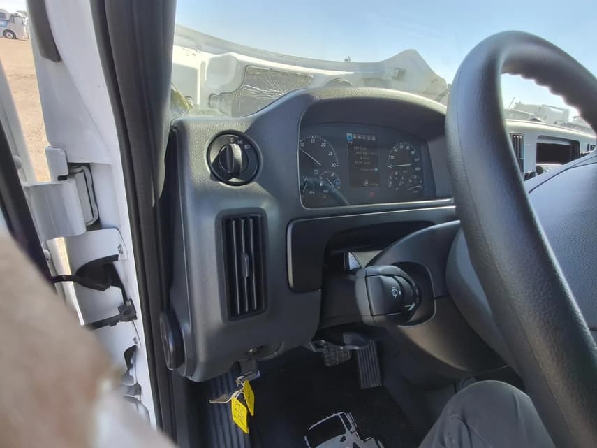 2025 Freightliner BUSINESS CLASS M2 106 - 26