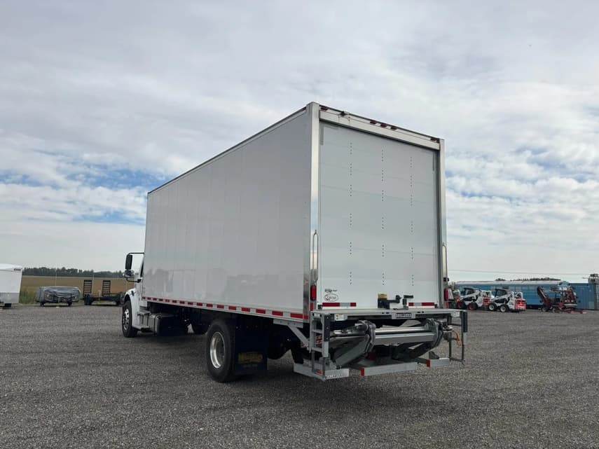 2025 Freightliner BUSINESS CLASS M2 106 - 3