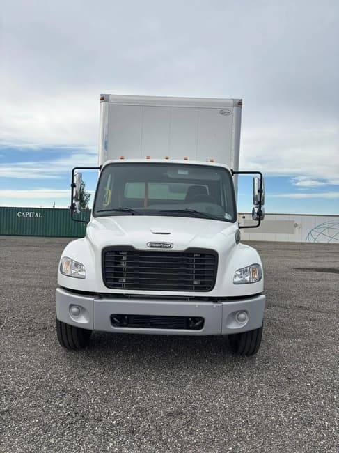 2025 Freightliner BUSINESS CLASS M2 106 - 8
