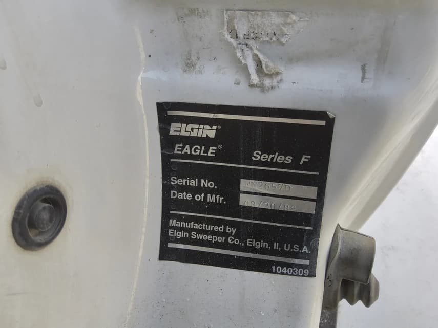 2009 Elgin Eagle Series F - 34