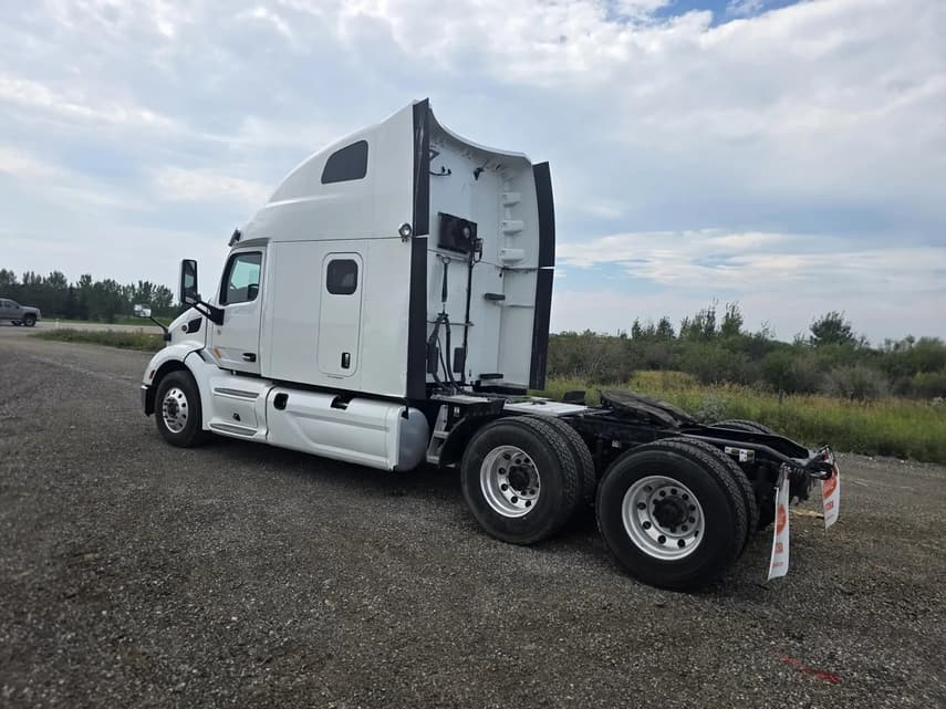 2020 Peterbilt 579 - 5