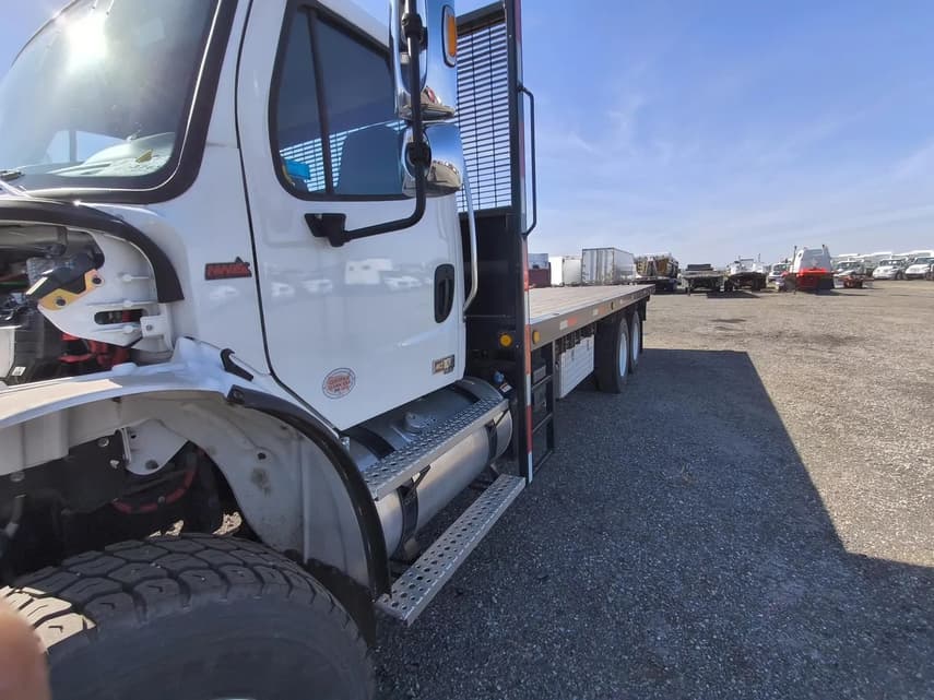 2025 Freightliner BUSINESS CLASS M2 106 - 10