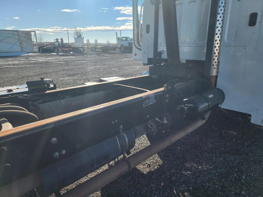 2016 Freightliner M2 106 - 39