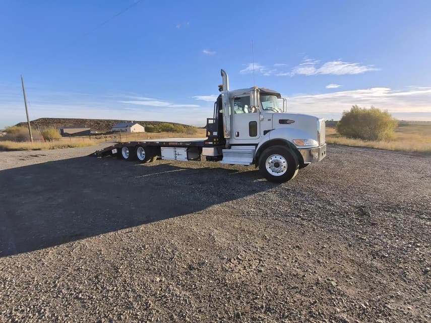 2021 Peterbilt 348 - 13