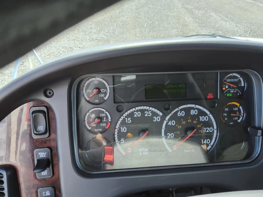 2018 Freightliner BUSINESS CLASS M2 106 - 7