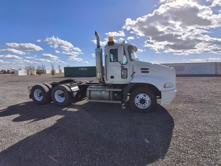 2007 Mack VISION CX613 - 6