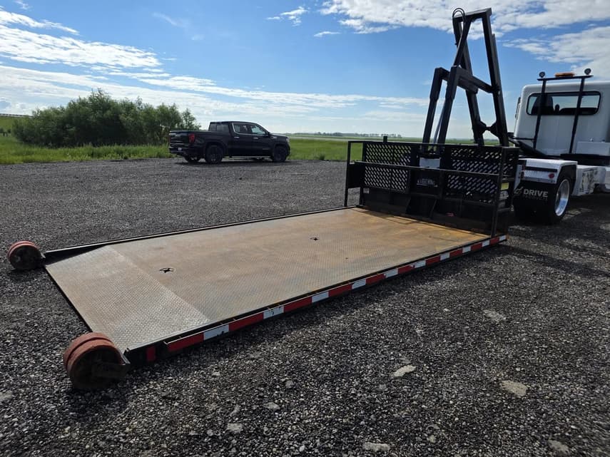 2021 Peterbilt 337 - 24