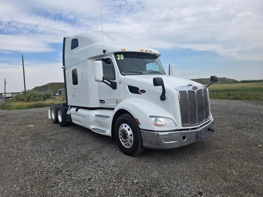 2020 Peterbilt 579 - 8