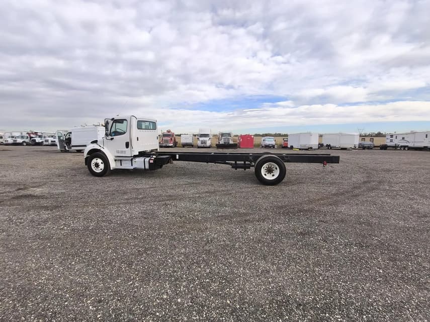 2024 Freightliner EM2 106 - 1