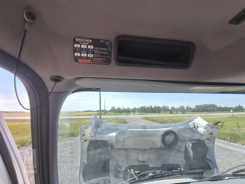 2019 Freightliner BUSINESS CLASS M2 106 - 19
