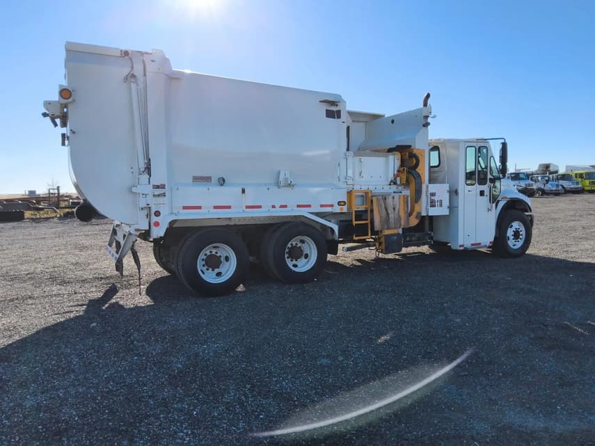 2018 International WORKSTAR 7400 - 4