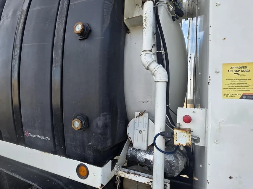 2009 Sterling L9500 - 11