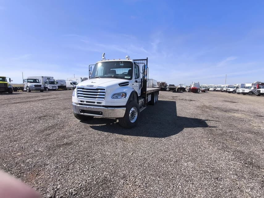 2025 Freightliner BUSINESS CLASS M2 106 - 37